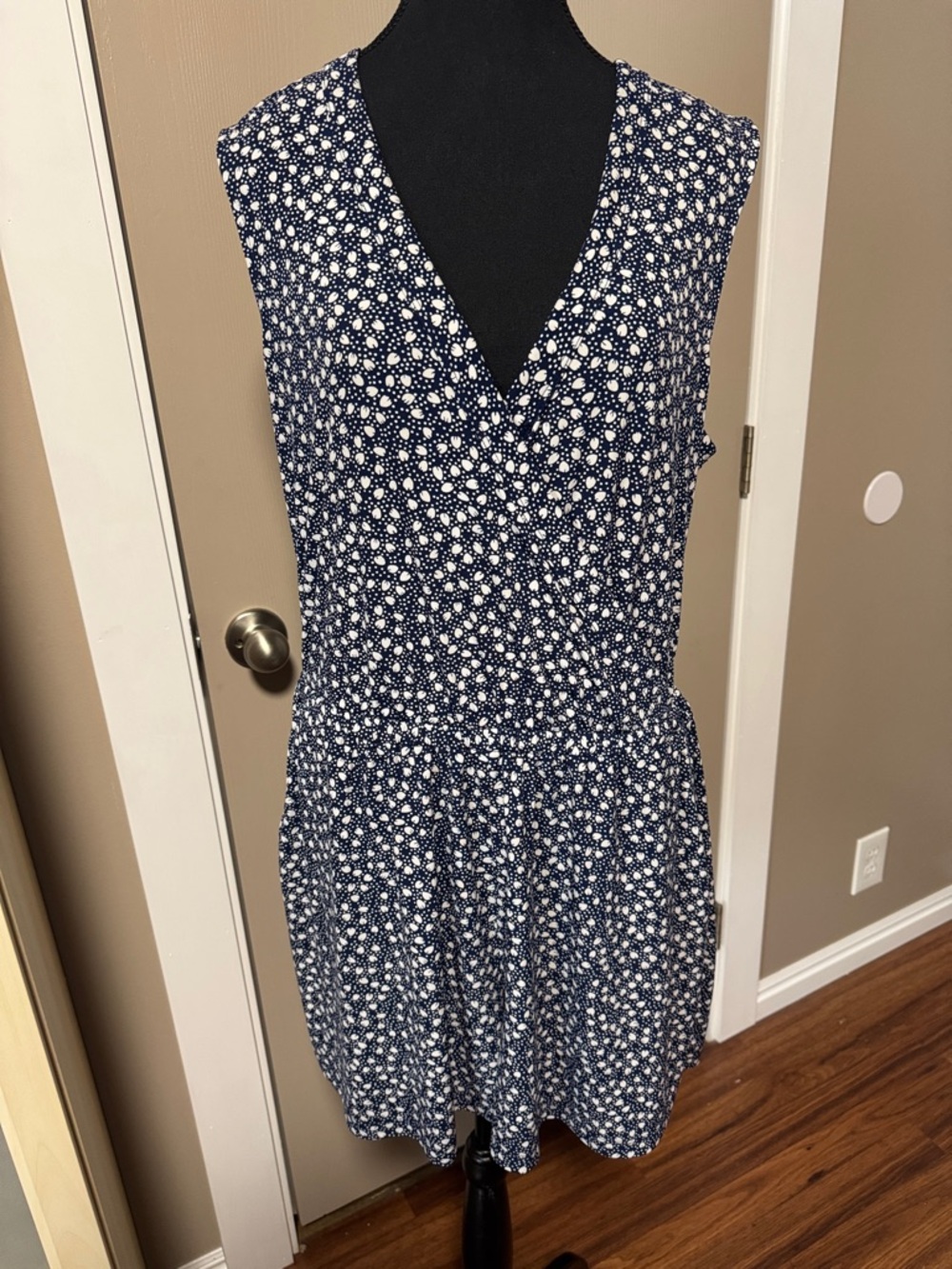 Banana Republic Navy and White Floral V-Neck Mini Dress